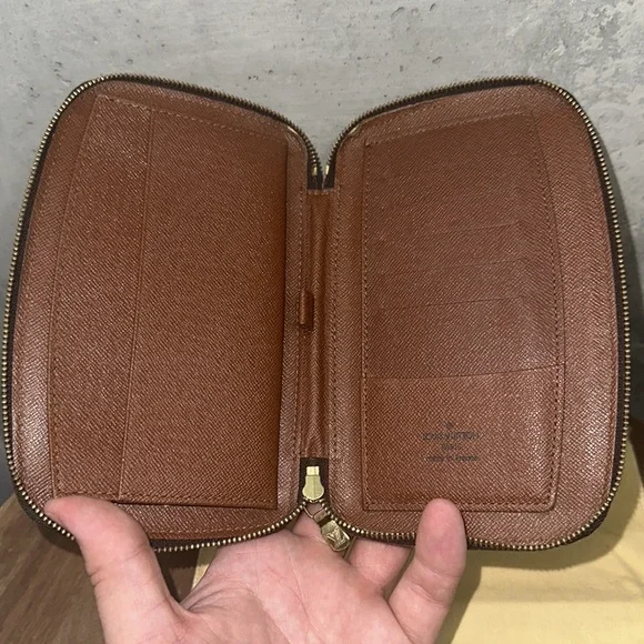 Louis Vuitton monogram geode zippy zip around travel wallet - Picture 10 of 16